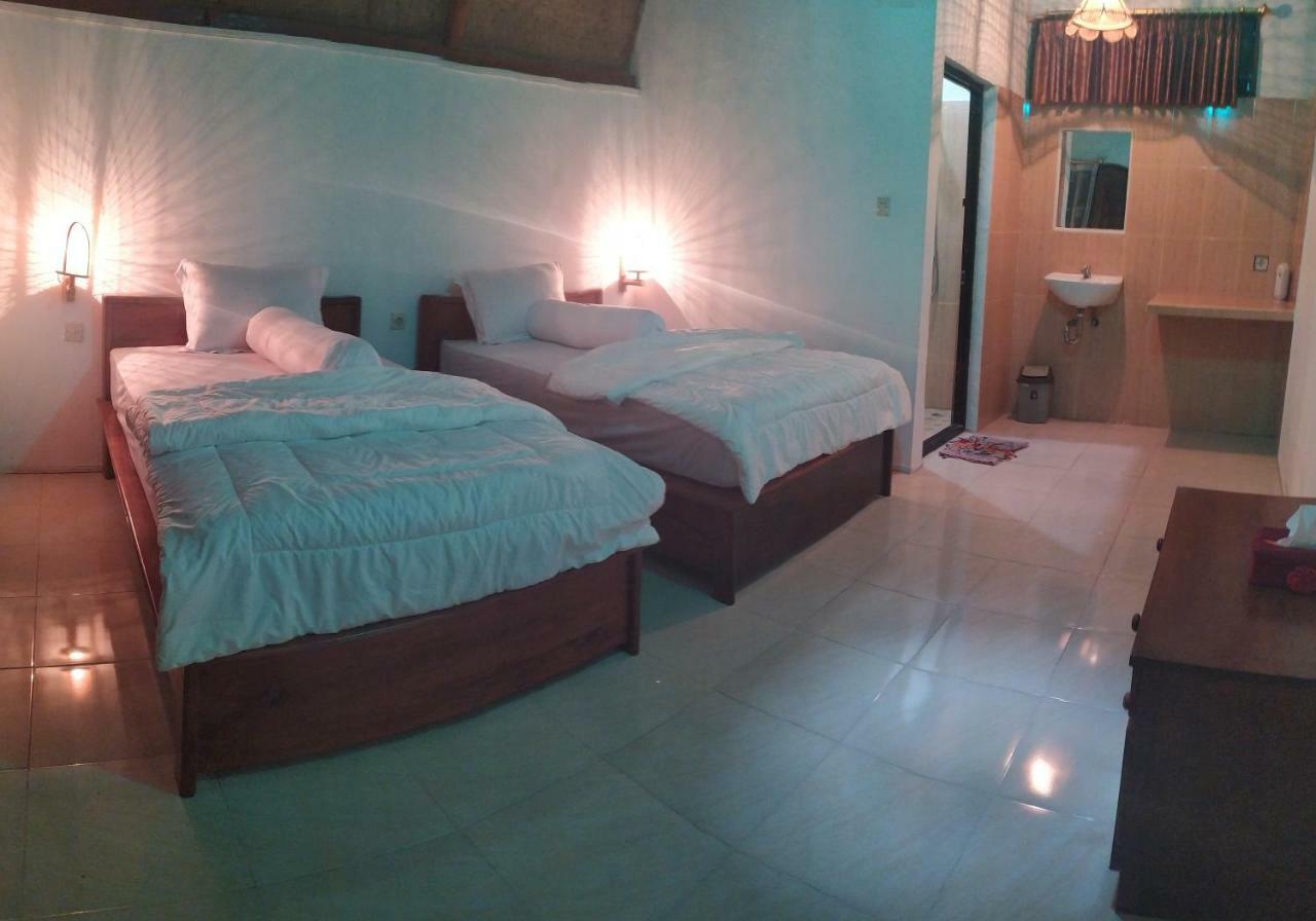 Bale Kembang Kuning Apartment Тетебату Екстериор снимка