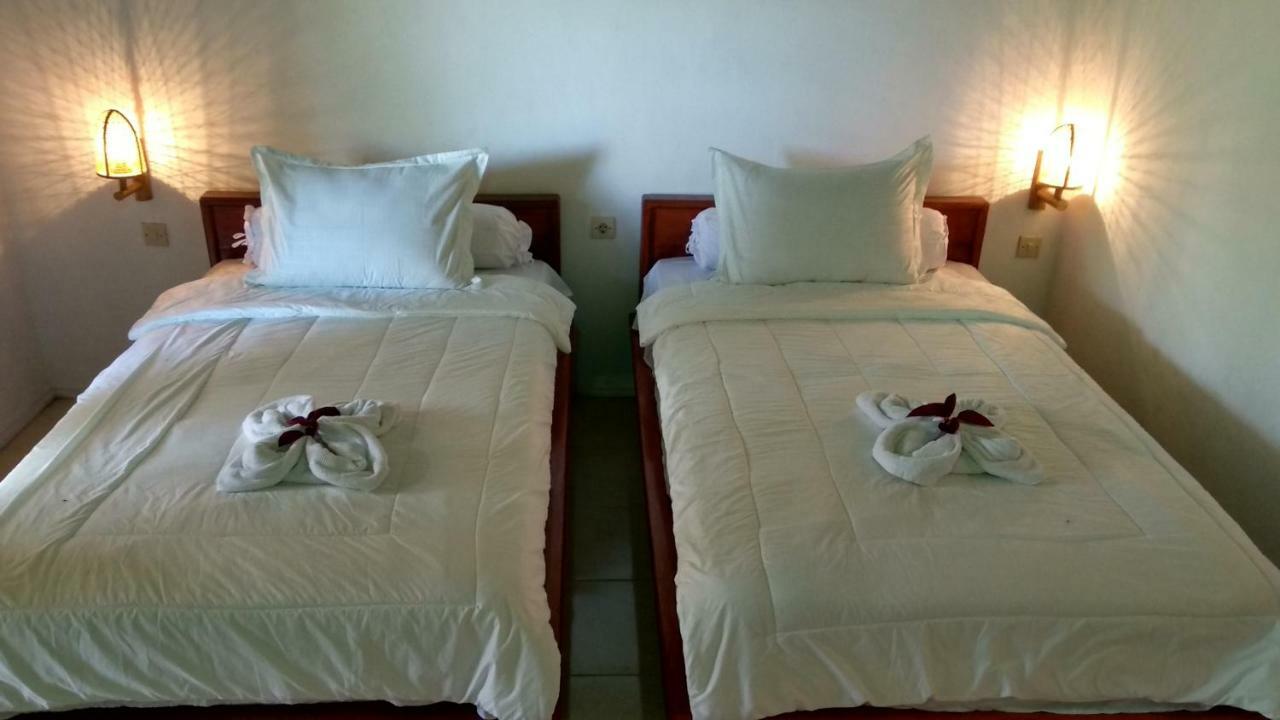 Bale Kembang Kuning Apartment Тетебату Екстериор снимка
