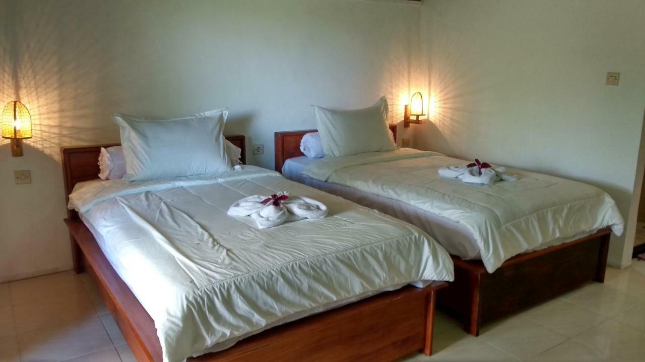 Bale Kembang Kuning Apartment Тетебату Екстериор снимка